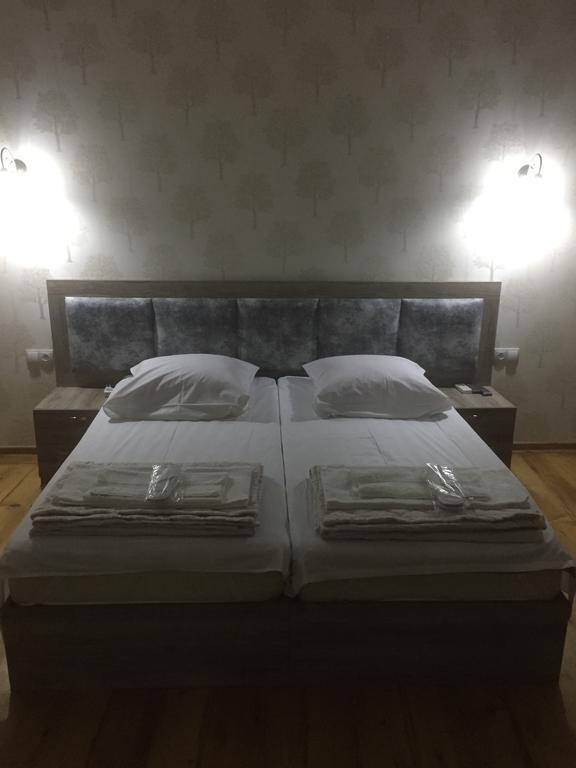 Guest House Rafael Tbilisi Exteriör bild