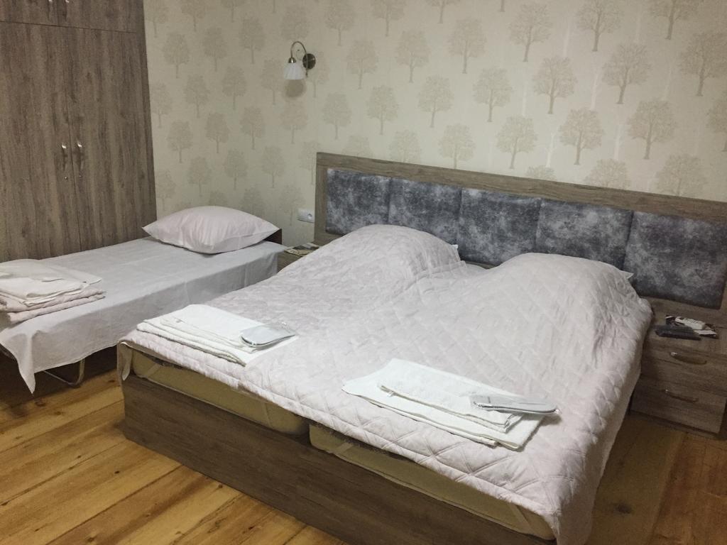 Guest House Rafael Tbilisi Exteriör bild