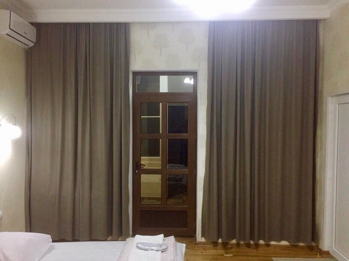 Guest House Rafael Tbilisi Exteriör bild
