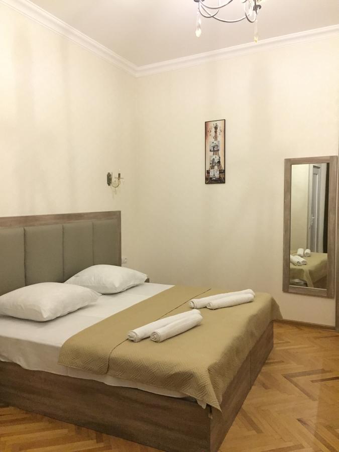 Guest House Rafael Tbilisi Exteriör bild