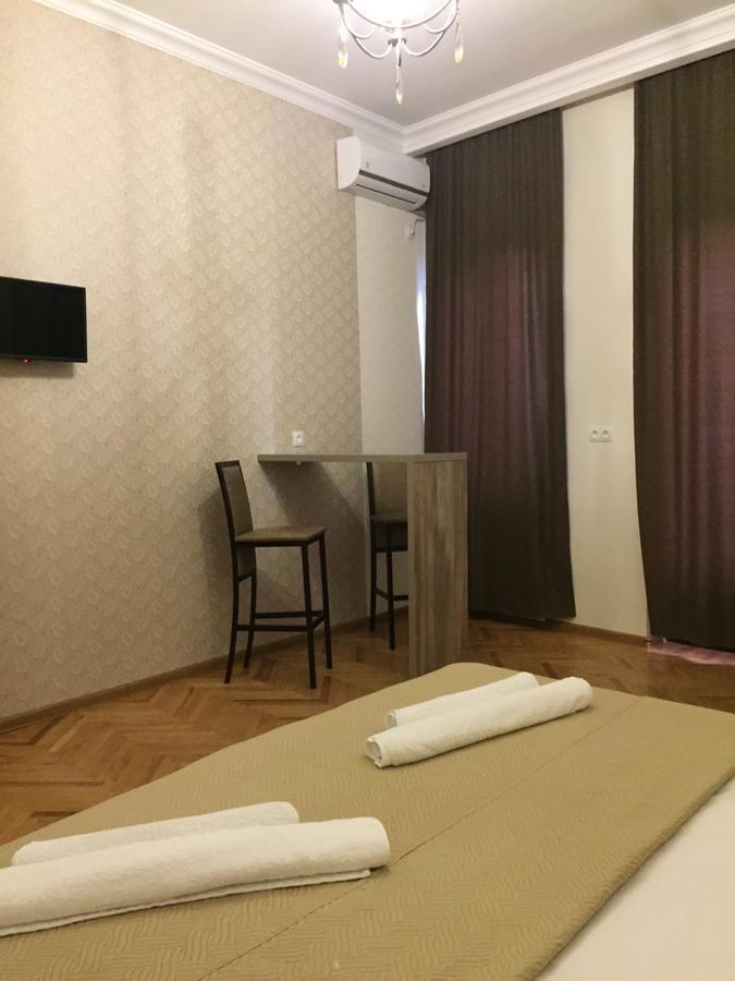 Guest House Rafael Tbilisi Exteriör bild