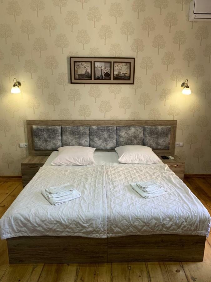 Guest House Rafael Tbilisi Exteriör bild