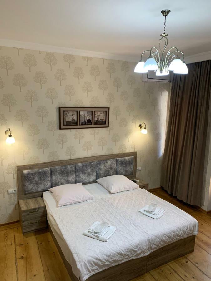 Guest House Rafael Tbilisi Exteriör bild